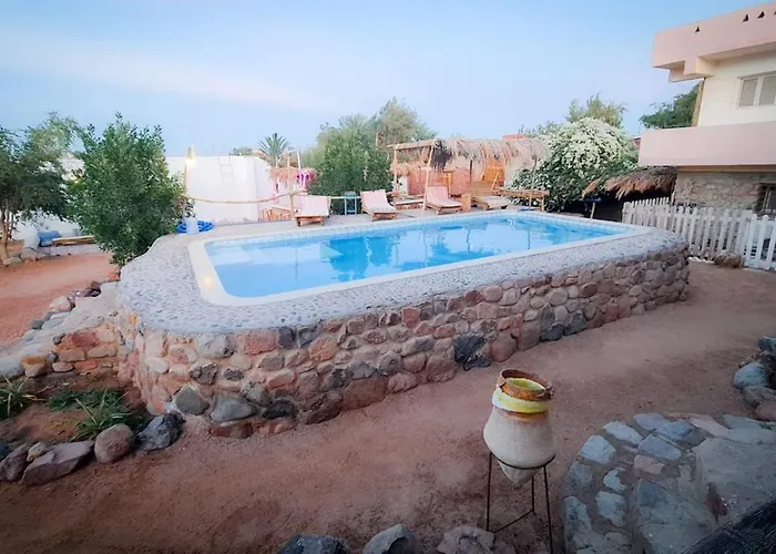 Rocky House Otel