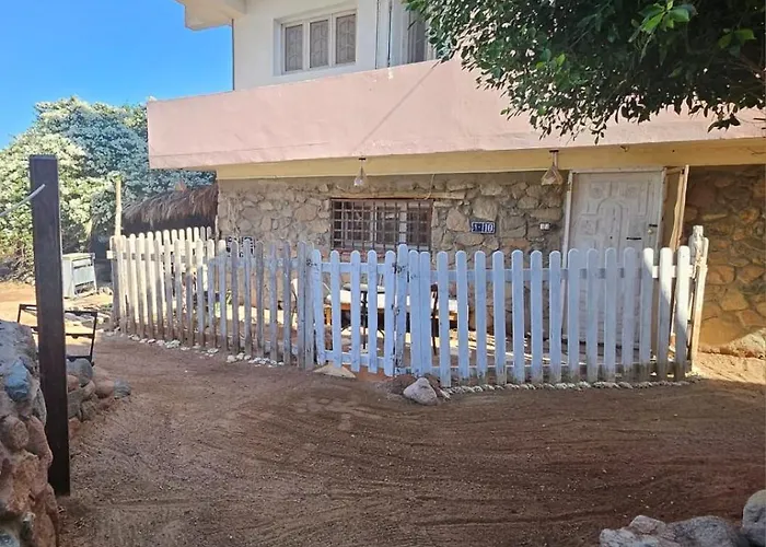 Otel Rocky House
